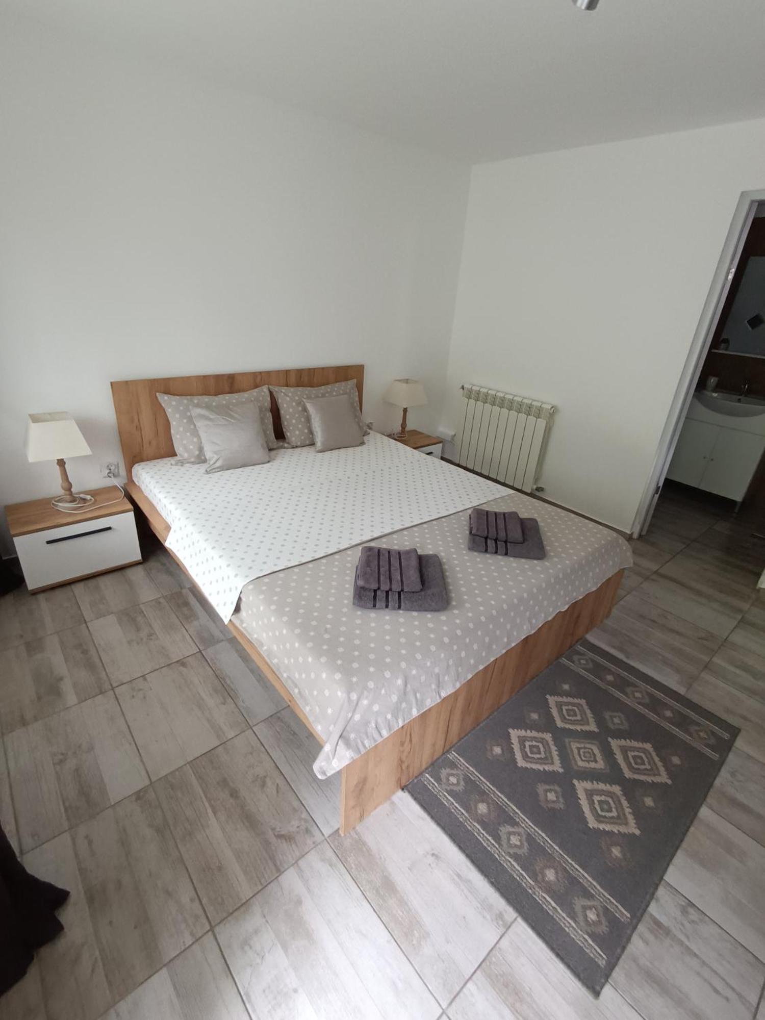 Rio Rooms Бэиле-Еркулане Экстерьер фото